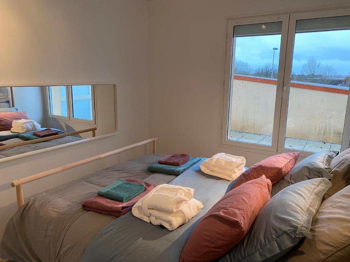 Appartement 2 Pieces De 44M² En Centre Ville Magny-les-Hameaux Kültér fotó
