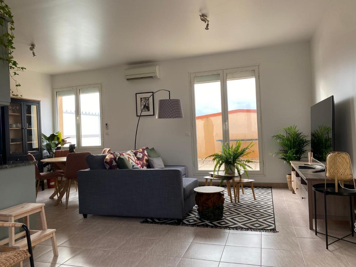 Appartement 2 Pieces De 44M² En Centre Ville Magny-les-Hameaux Kültér fotó
