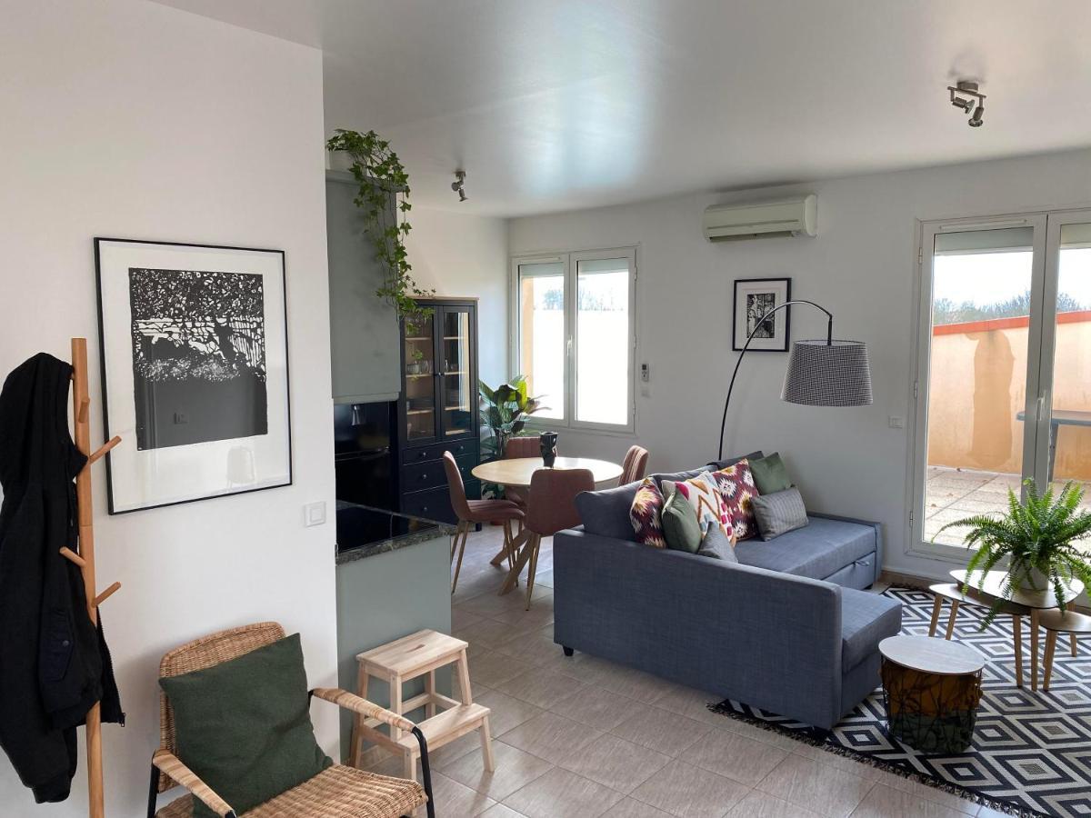 Appartement 2 Pieces De 44M² En Centre Ville Magny-les-Hameaux Kültér fotó