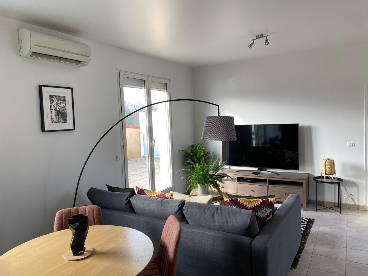 Appartement 2 Pieces De 44M² En Centre Ville Magny-les-Hameaux Kültér fotó